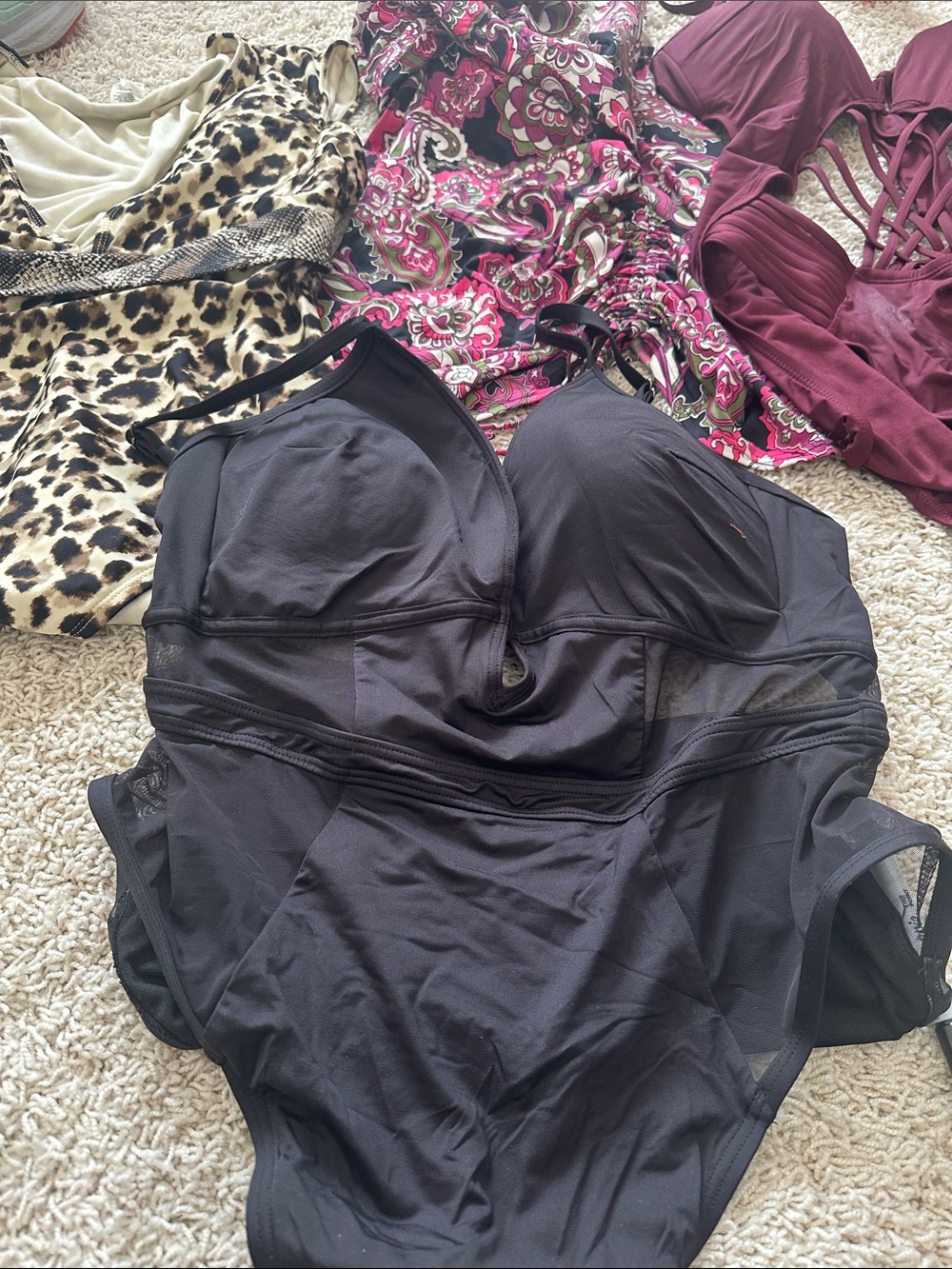 Black One-Piece Swimsuit with Supportive Cups - Unknown Brand